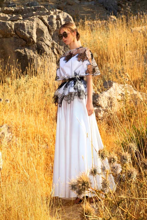 优雅与独立的女性品格 艾莉萨博Elie Saab新季成衣发布